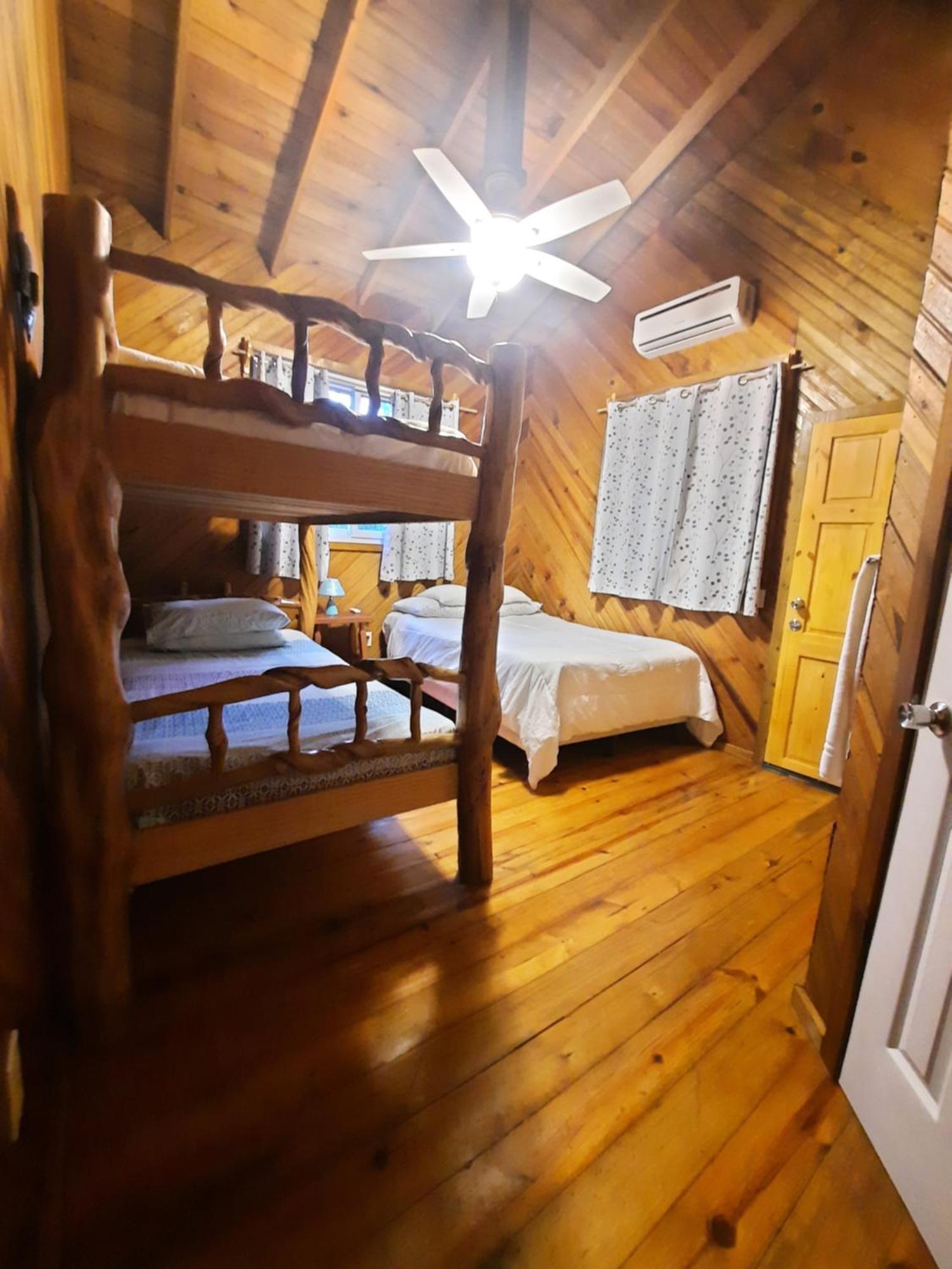 Guava Grove Resort & Villas Sandy Bay Luaran gambar